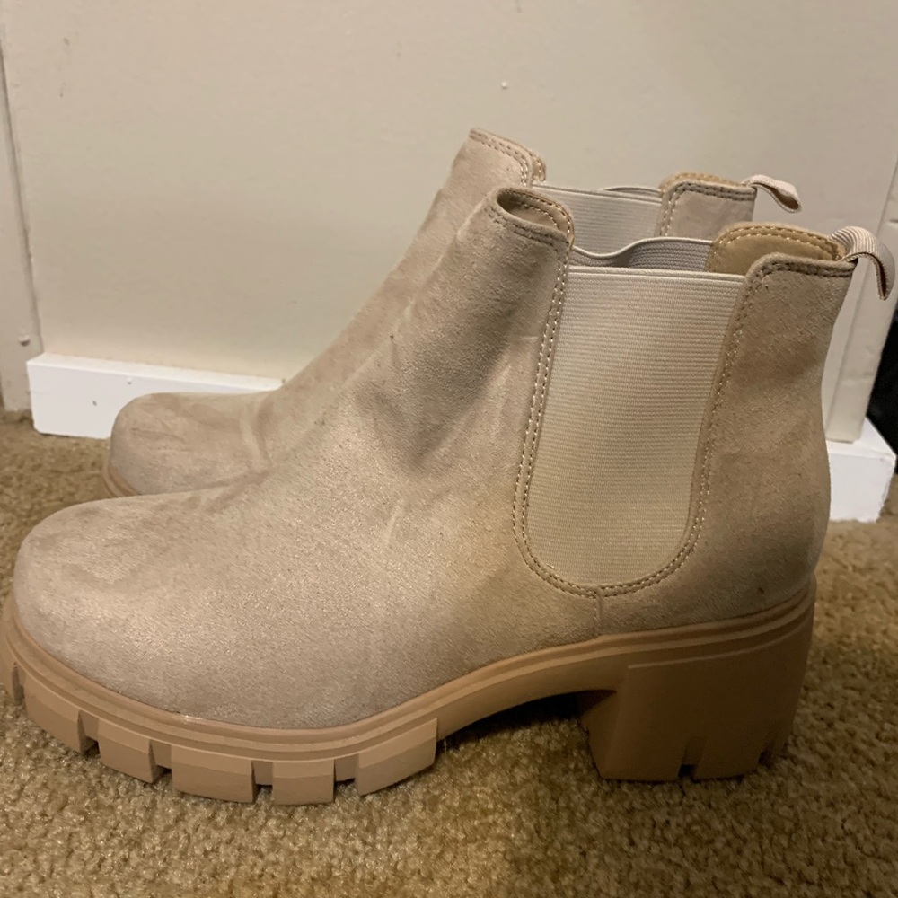 Platform boots